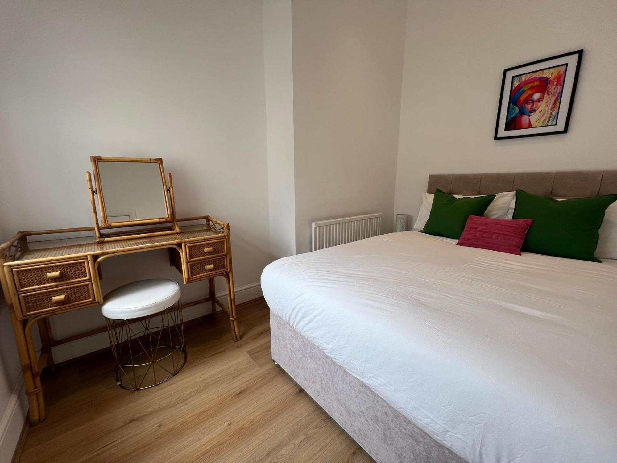 2025 Award Winner Cherry House - 4 Bedrooms * Liverpool