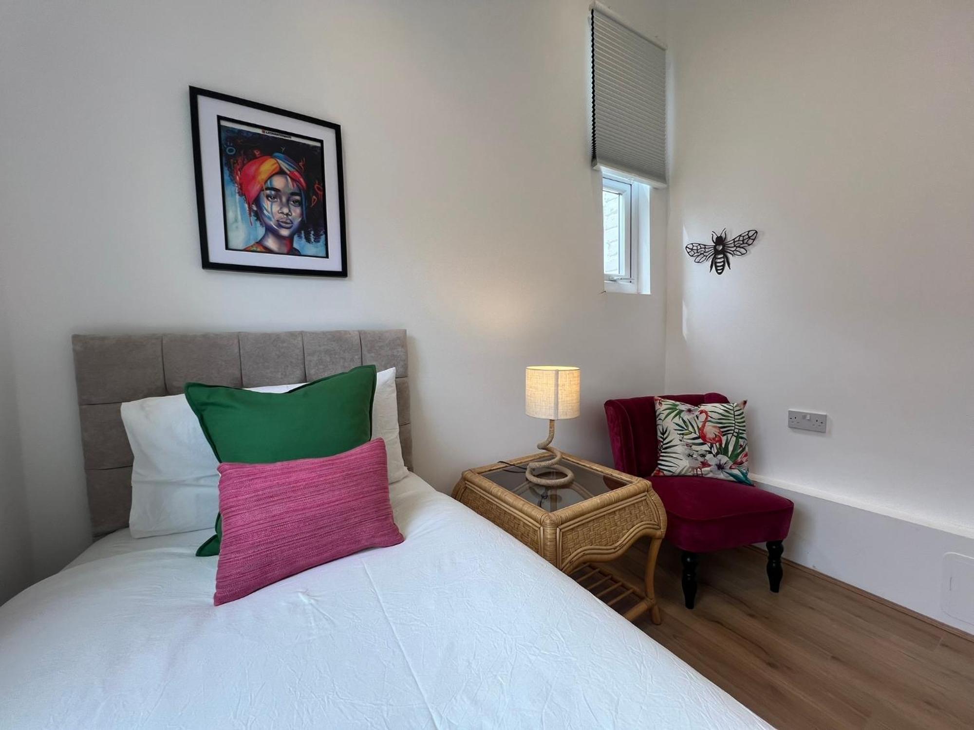 Holiday home 2025 Award Winner Cherry House - 4 Bedrooms Liverpool