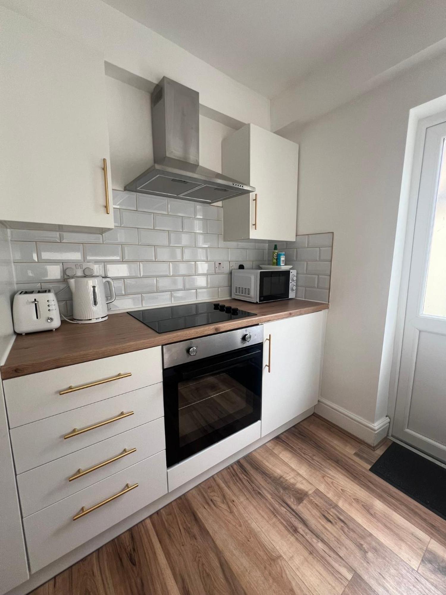 Holiday home 2025 Award Winner Cherry House - 4 Bedrooms Liverpool